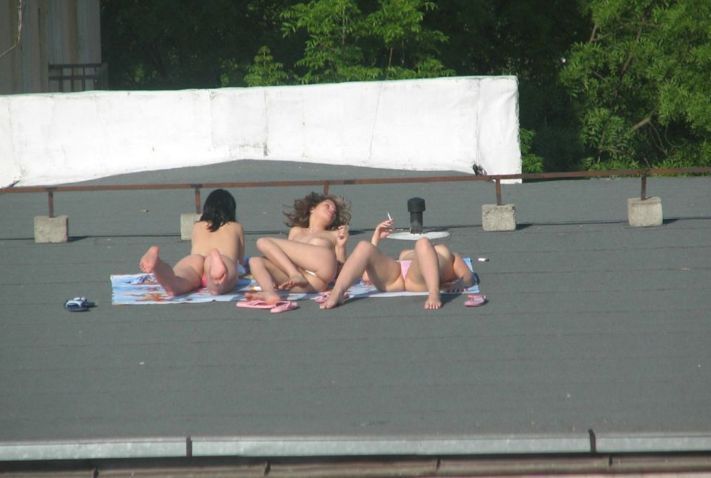 Dziewczyny na dachu