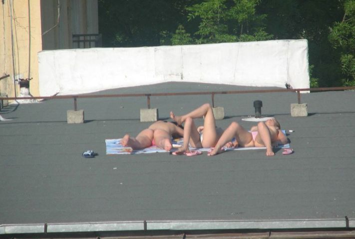 Dziewczyny na dachu