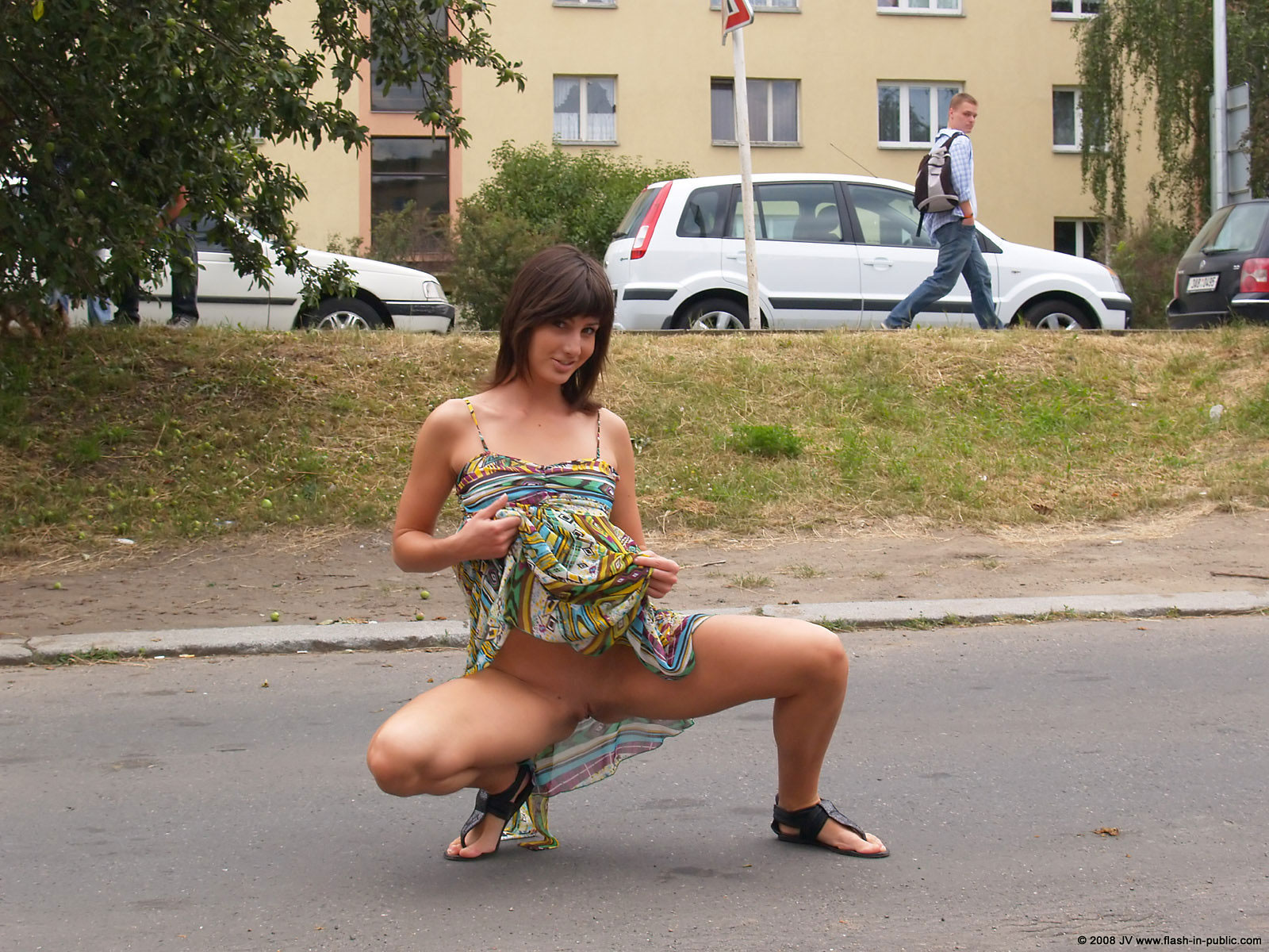 https://dru.pl/blog/stuff/katty-heart-bez-majtek-po-pradze-czesc-2/katka-h-bottomless-on-street-prague-flash-in-public-07.jpg